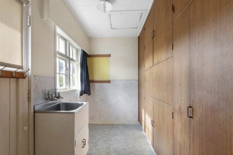 Photo of property in 17 Korau Grove, Stokes Valley, Lower Hutt, 5019