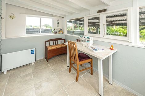 Photo of property in 40 Karaka Street, Castlecliff, Whanganui, 4501