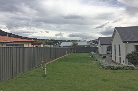 Photo of property in 9 Marbleleaf Lane, Albert Town, Wanaka, 9305