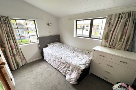 Photo of property in 59 Puriri Street, Woburn, Lower Hutt, 5010