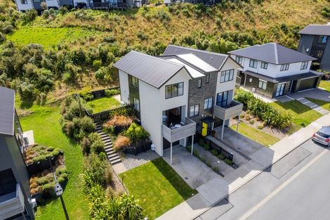 Photo of property in 7 Holystone Road, Whitby, Porirua, 5024