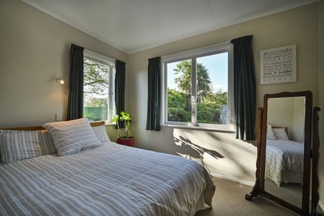 Photo of property in 36 Kaiapo Road, Camberley, Hastings, 4120