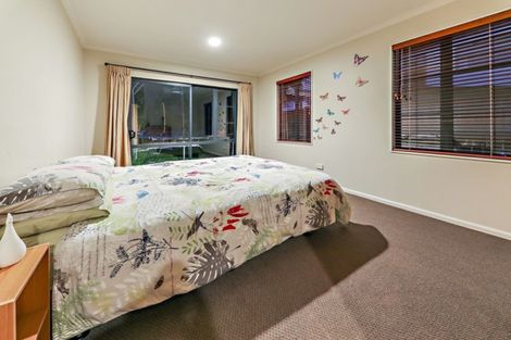 Photo of property in 11 Karson Place, Flat Bush, Auckland, 2016