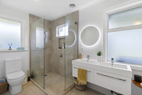 Photo of property in 16 Malta Crescent, South New Brighton, Christchurch, 8062