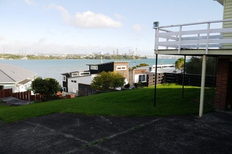 Photo of property in 107 Norwood Road, Bayswater, Auckland, 0622