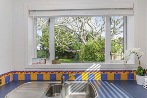 Photo of property in 100 Burnley Terrace, Sandringham, Auckland, 1025