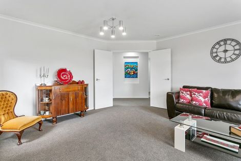 Photo of property in 4 Twin Willow Close, Cambridge, 3434