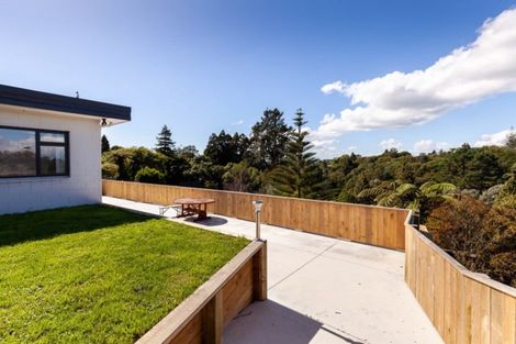 Photo of property in 12 Evelyn Place, Welbourn, New Plymouth, 4310