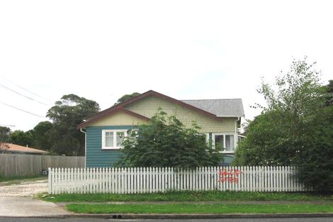 Photo of property in 1/13 Glengarry Road, Glen Eden, Auckland, 0602