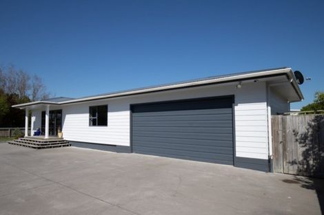 Photo of property in 1 Mcmillan Street, Ngatea, 3503