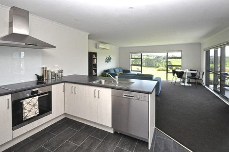 Photo of property in 76 Daniel Parade, Mangawhai, Wellsford, 0975