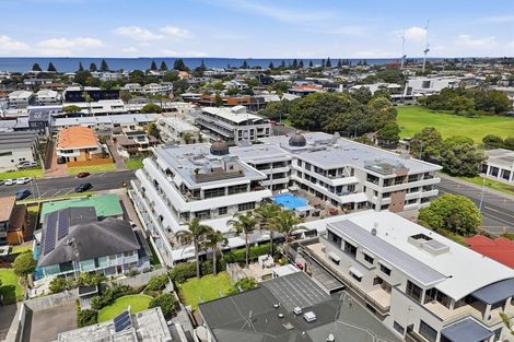 Photo of property in 36 Victoria Road, Mount Maunganui, 3116