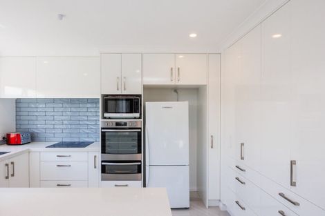 Photo of property in 2b Alton Place, Hokowhitu, Palmerston North, 4410