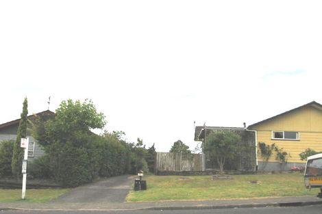 Photo of property in 77 Lynn Road, Bayview, Auckland, 0629