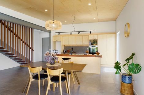 Photo of property in 4 Mirek Street, Waikanae, 5036