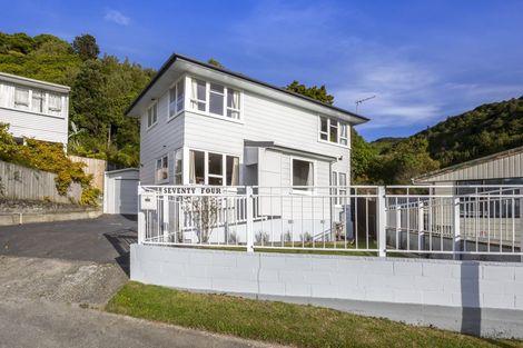 Photo of property in 74 Rangituhi Crescent, Takapuwahia, Porirua, 5022