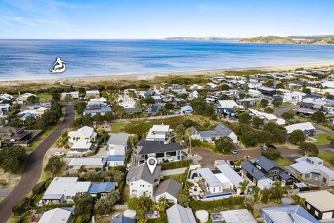 Photo of property in 15 May Way, Omaha, Warkworth, 0986