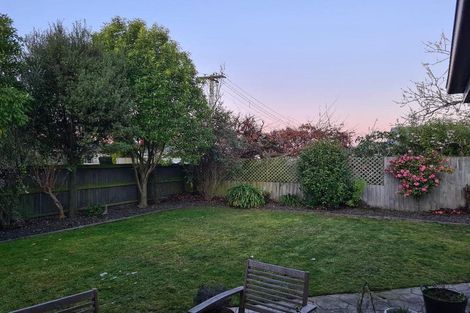 Photo of property in 6 Dinton Street, Russley, Christchurch, 8042