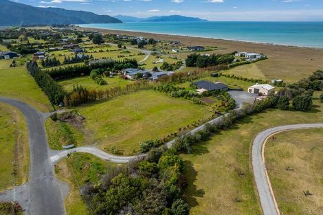 Photo of property in 32 Hinepango Drive, Rarangi, Blenheim, 7273