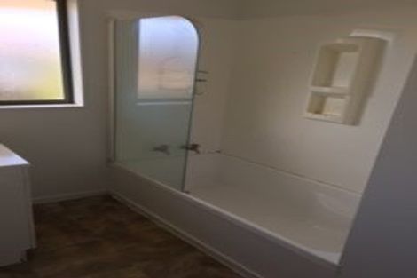 Photo of property in 1/13 Solveig Place, Randwick Park, Auckland, 2105