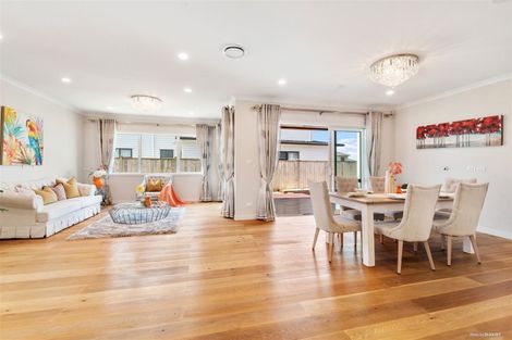 Photo of property in 20 Spyglass Street, Red Beach, 0932