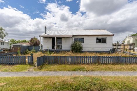 Photo of property in 4-6 Aileen Place, Nawton, Hamilton, 3200