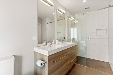 Photo of property in 11 Turnbull Crescent, Wanaka, 9305