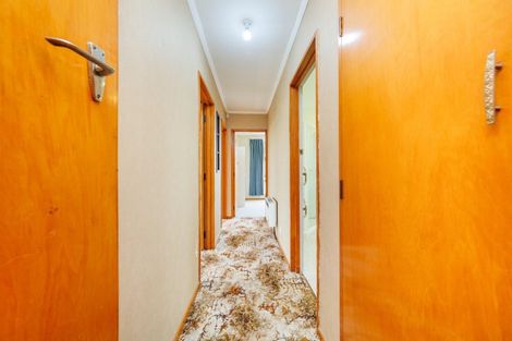 Photo of property in 53 Ruamahanga Crescent, Terrace End, Palmerston North, 4410