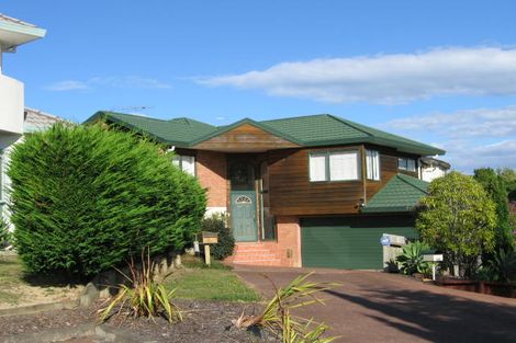 Photo of property in 26 Calypso Way, Unsworth Heights, Auckland, 0632