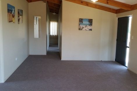 Photo of property in 20 Marsden Point Road, Ruakaka, 0116