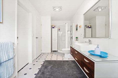 Photo of property in 43 Highland Road, Brighton, 9091