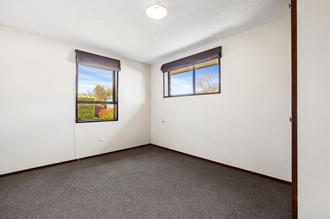 Photo of property in 2/204 Grimseys Road, Redwood, Christchurch, 8051
