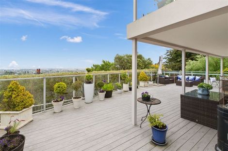 Photo of property in 8a Macmillan Avenue, Cashmere, Christchurch, 8022