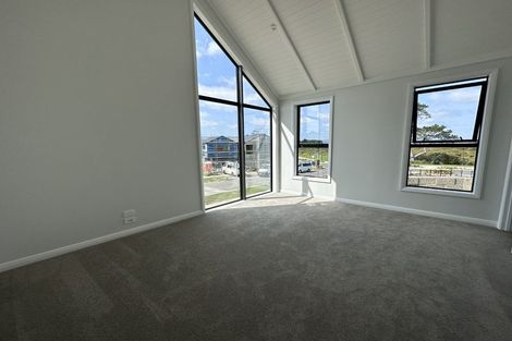 Photo of property in 3 Seagreen Avenue, Rosehill, Papakura, 2113