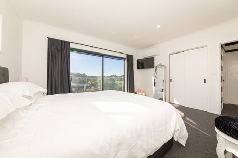 Photo of property in 34 Golf Vue Place, Castlecliff, Whanganui, 4501