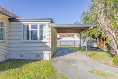 Photo of property in 24 Barker Road, Marewa, Napier, 4110
