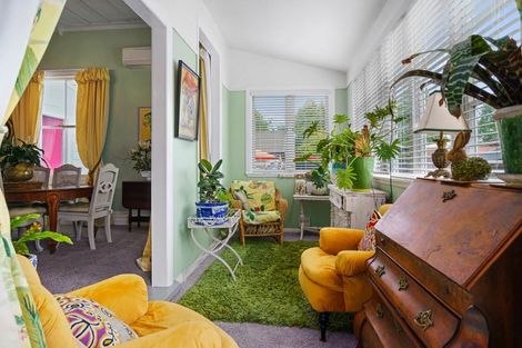 Photo of property in 147 Victoria Street, Cambridge, 3434