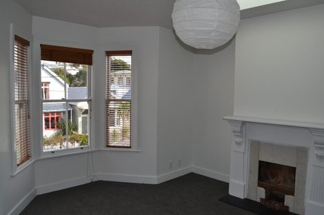 Photo of property in 29 Queen Street, Mount Victoria, Wellington, 6011
