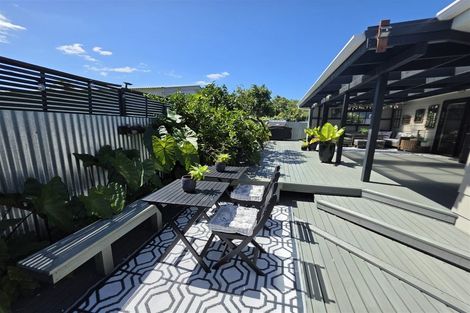 Photo of property in 36 Manaia Road, Tairua, 3508