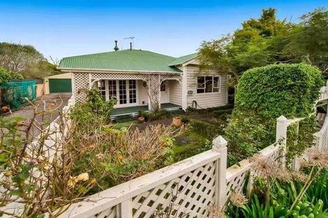 Photo of property in 67 Broadway, Waitara, 4320