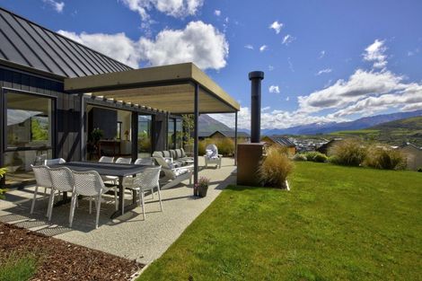 Photo of property in 1 Chimney Lane, Jacks Point, Queenstown, 9371