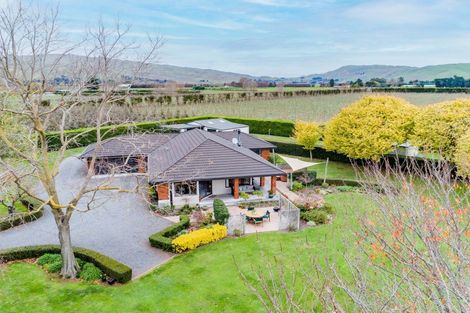 Photo of property in 98 Crystall Road, Pakipaki, Hastings, 4172