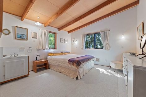 Photo of property in 33 Hauraki Terrace, Pukawa Bay, Turangi, 3381