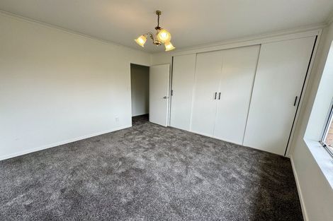 Photo of property in 6 Porter Avenue, Te Atatu South, Auckland, 0610