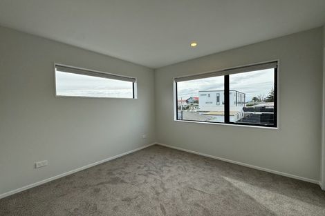 Photo of property in 2/13 Thomas Road, Mangere, Auckland, 2022