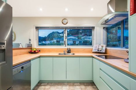 Photo of property in 1a Gill Road, Lowry Bay, Lower Hutt, 5013