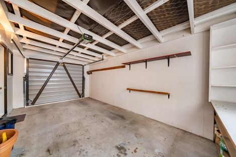 Photo of property in 4/28 Logan Street, Ebdentown, Upper Hutt, 5018