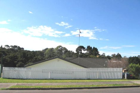 Photo of property in 8 Emlyn Place, Torbay, Auckland, 0630