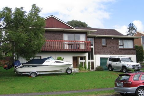 Photo of property in 4 Hamish Place, Sunnyhills, Auckland, 2010