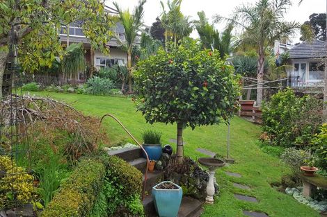 Photo of property in 16 King Edward Parade, Devonport, Auckland, 0624